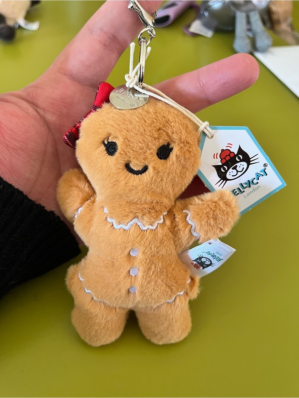 GINGERBREAD GIRL PLUSH KEYCHAIN